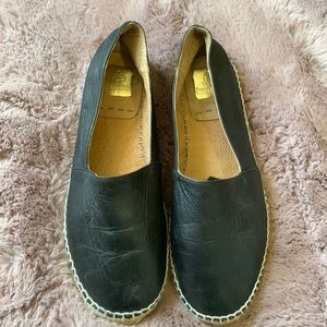 Kanna black leather espadrille size 38